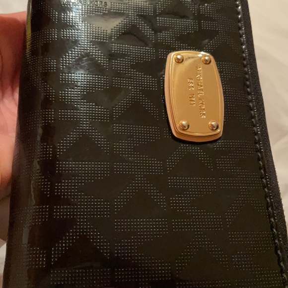 Black and Gold MK Wallet - Picture 6 of 6
